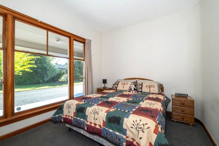 Photo of property in 63 Main North Road, Geraldine, 7930