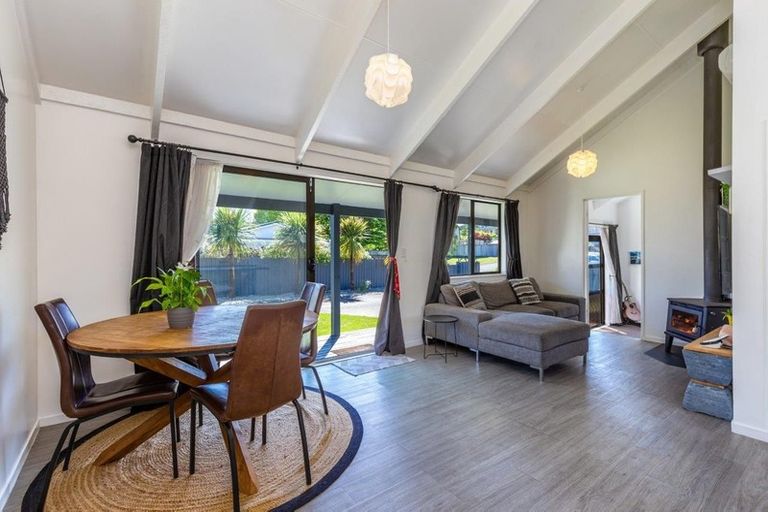 Photo of property in 98 Hyde Avenue, Richmond Heights, Taupo, 3330