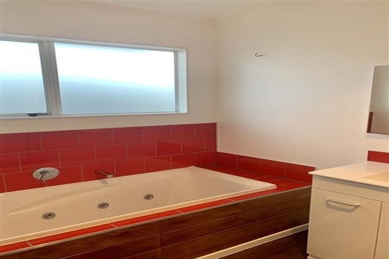 Photo of property in 47 Fergusson Street, Stoke, Nelson, 7011