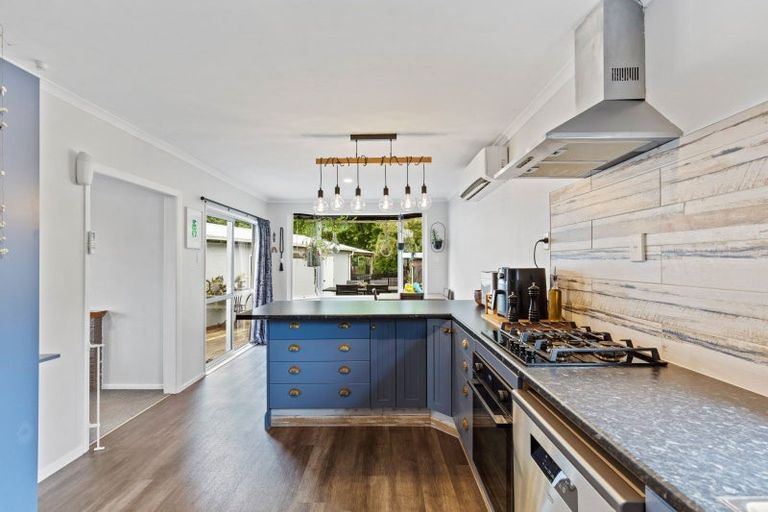 Photo of property in 41 Pembroke Street, Westown, New Plymouth, 4310