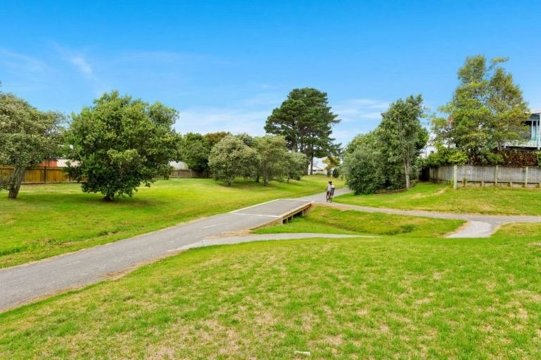 Photo of property in 51 Pirika Place, Papamoa Beach, Papamoa, 3118