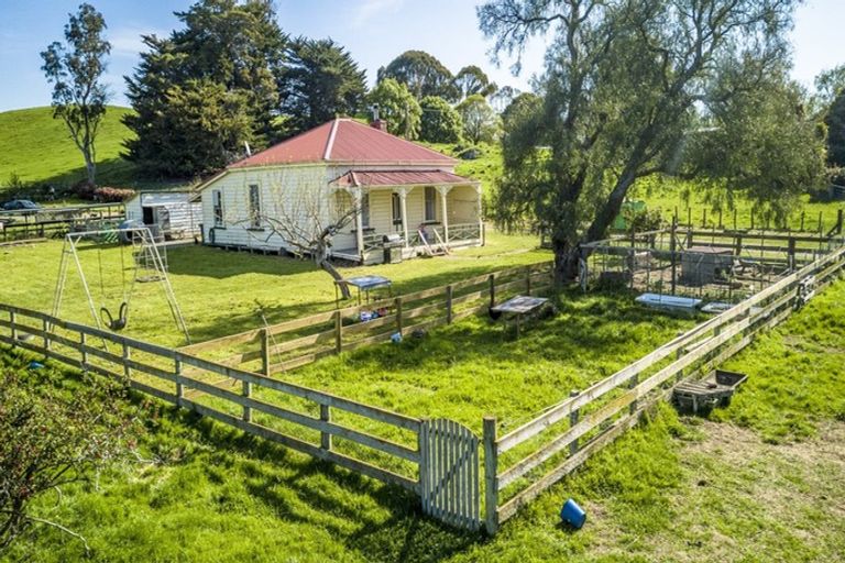 Photo of property in 86 Tod Road, Otane, 4277