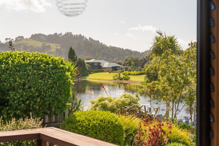 Photo of property in 15 Martin Place, Cooks Beach, Whitianga, 3591