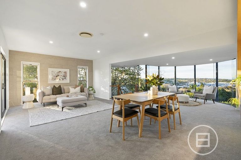 Photo of property in 11 Beatrice Avenue, Hillcrest, Auckland, 0627