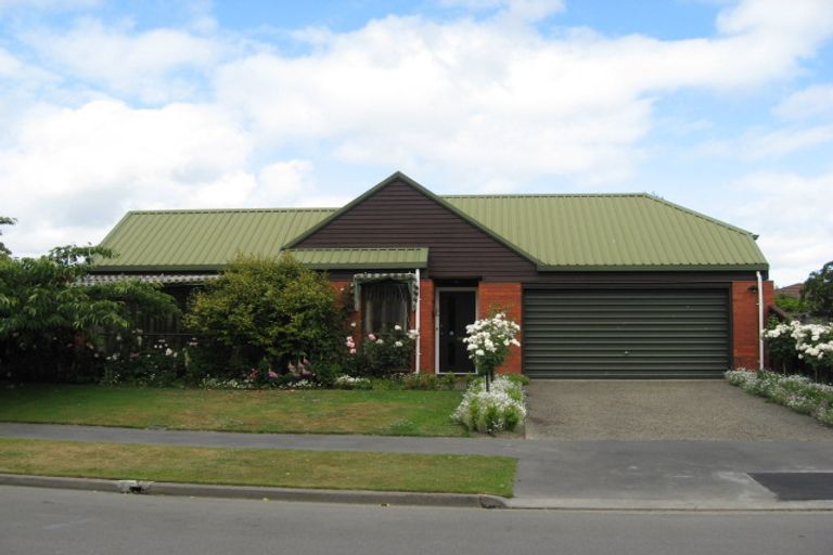 Photo of property in 1/22 Glenburn Place, Avonhead, Christchurch, 8042