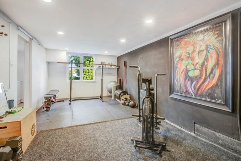 Photo of property in 1/29 Bruce Road, Glenfield, Auckland, 0629