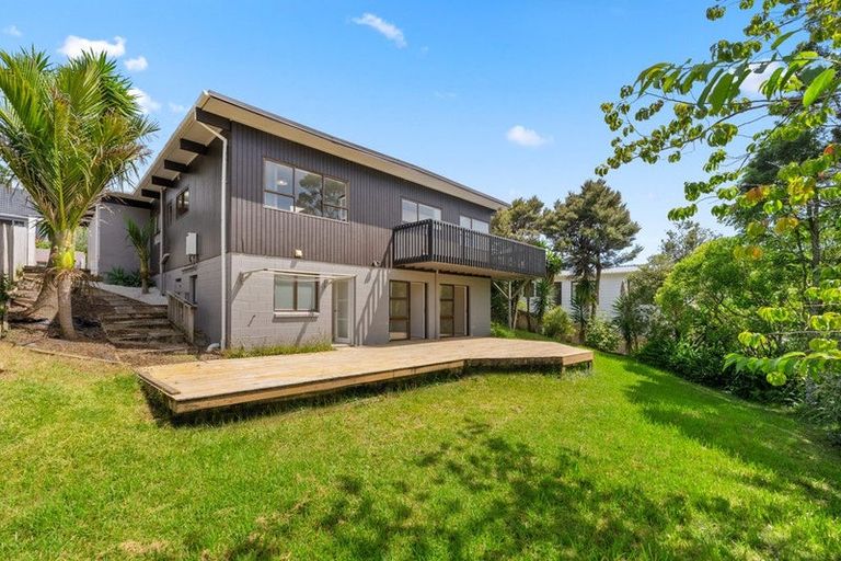Photo of property in 87 Porritt Avenue, Chatswood, Auckland, 0626