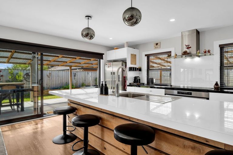 Photo of property in 27 Balrickard Way, Milson, Palmerston North, 4414