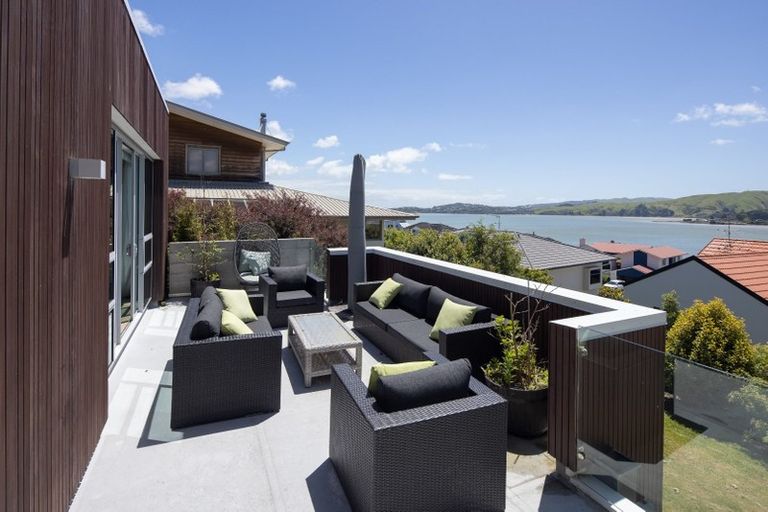 Photo of property in 11 Bowsprit Way, Whitby, Porirua, 5024