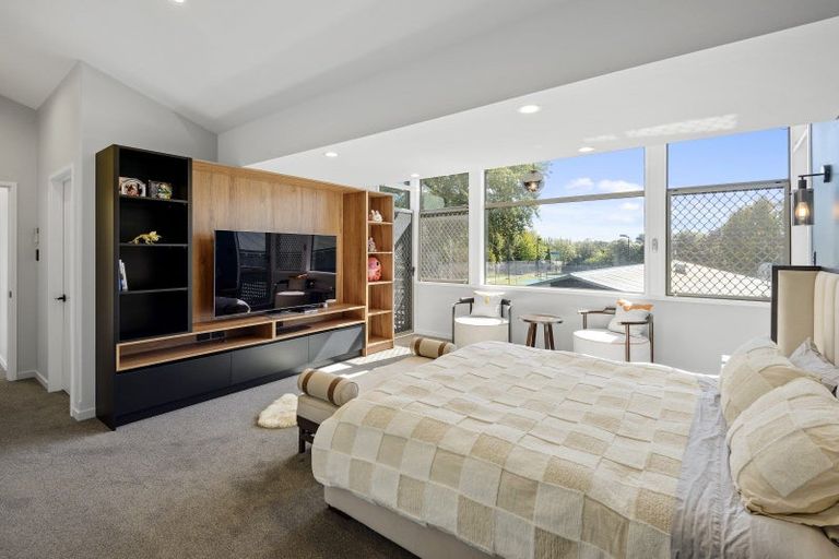 Photo of property in 280 Queen Elizabeth Ii Drive, Mairehau, Christchurch, 8052