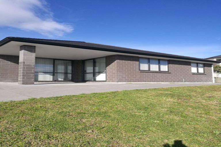 Photo of property in 5 Hayden Way, Welcome Bay, Tauranga, 3112