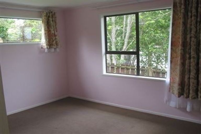 Photo of property in 58 Pemberton Avenue, Bayview, Auckland, 0629