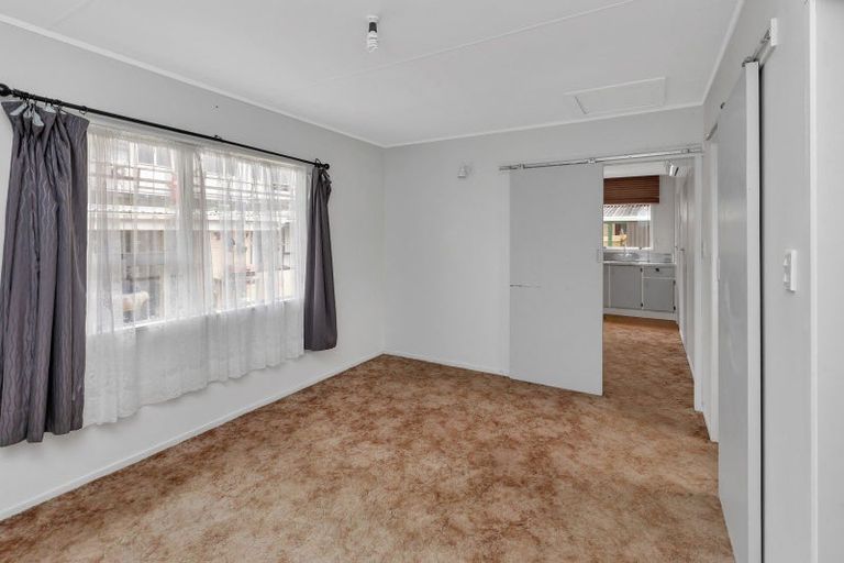 Photo of property in 16 Deveron Street, Regent, Whangarei, 0112