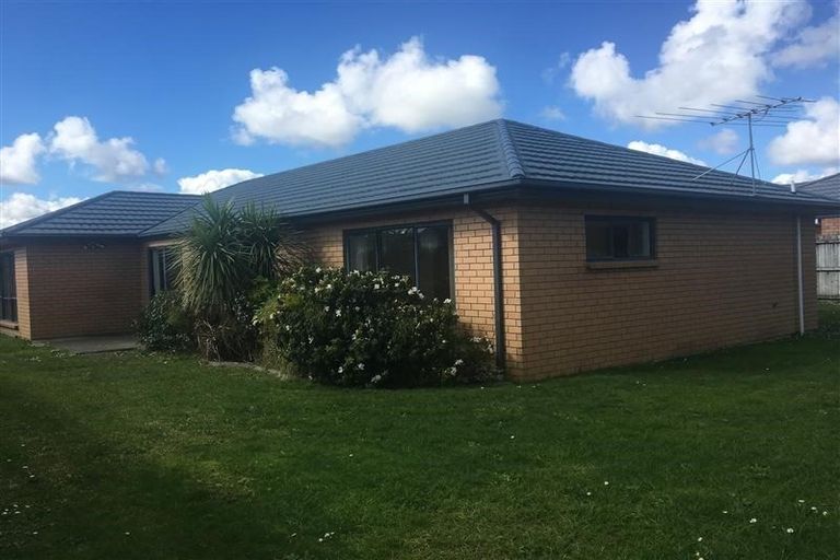 Photo of property in 65 Waimahia Avenue, Weymouth, Auckland, 2103