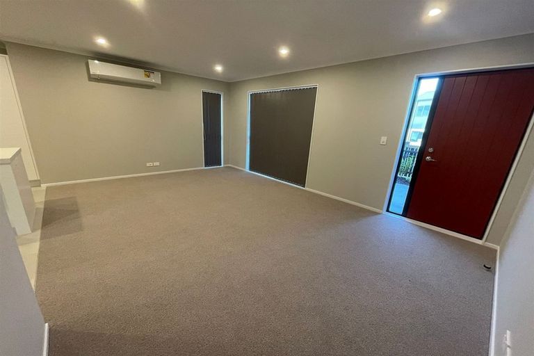Photo of property in 24 Te Rito Road, Hobsonville, Auckland, 0616