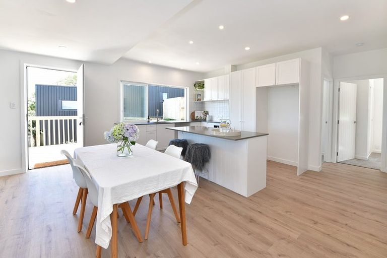 Photo of property in 35b St James Avenue, Helensville, 0800