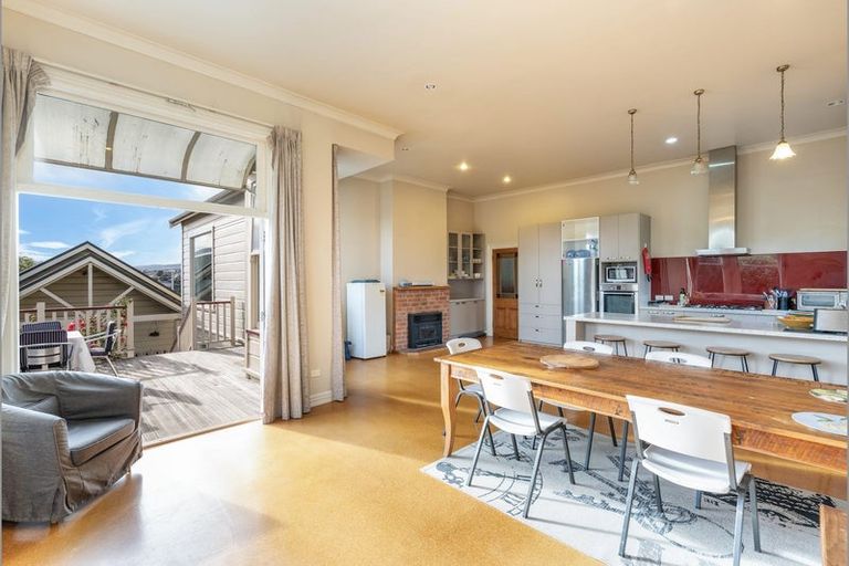 Photo of property in 35 Crosby Street, Mornington, Dunedin, 9011