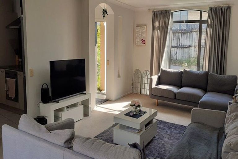 Photo of property in 4a Snave Place, East Tamaki, Auckland, 2013