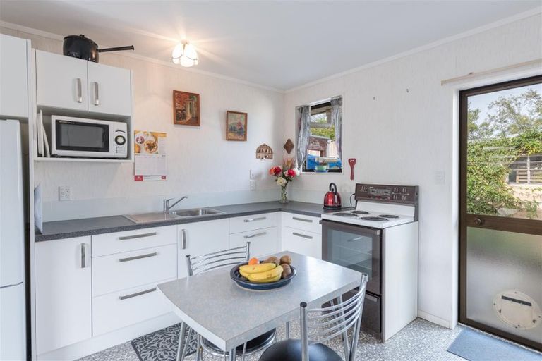 Photo of property in 2/20 Willow Avenue, Stoke, Nelson, 7011