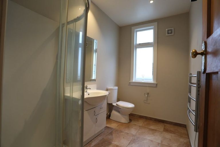 Photo of property in 27 Massey Crescent, St Albans, Christchurch, 8014