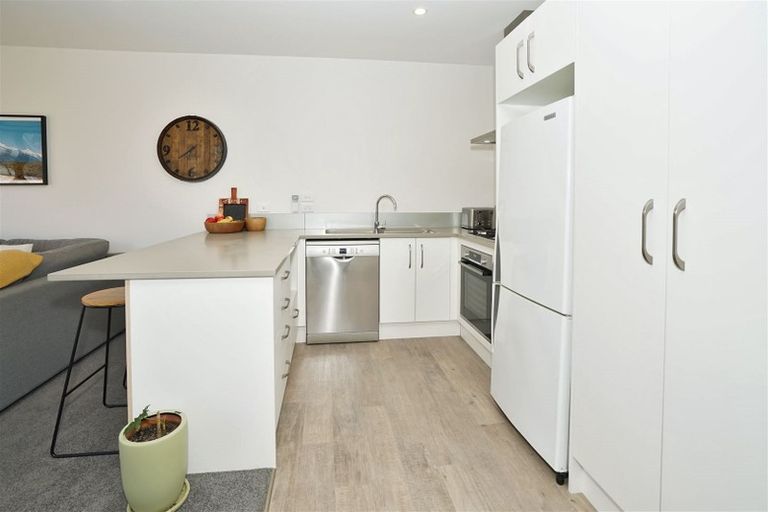 Photo of property in 2/58 Mansel Avenue, Hillcrest, Hamilton, 3216