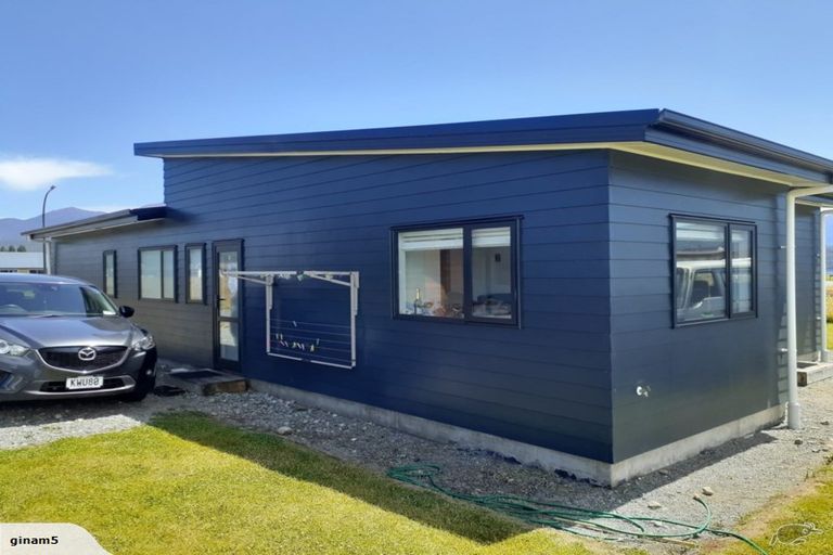 Photo of property in 122 Howden Street, Te Anau, 9600