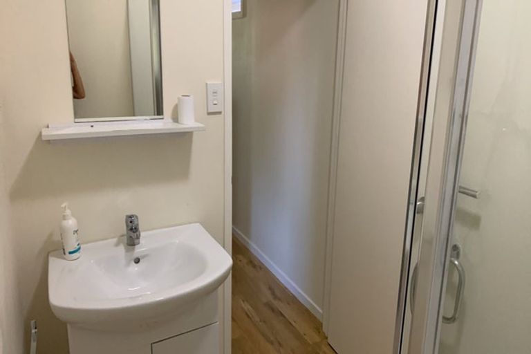 Photo of property in 14 Sackville Street, Fitzroy, New Plymouth, 4312