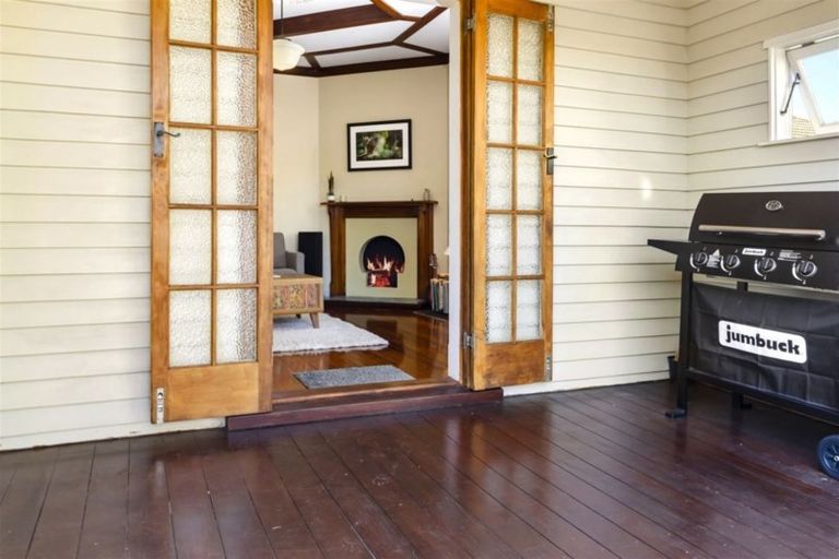 Photo of property in 20 Eversleigh Road, Belmont, Auckland, 0622