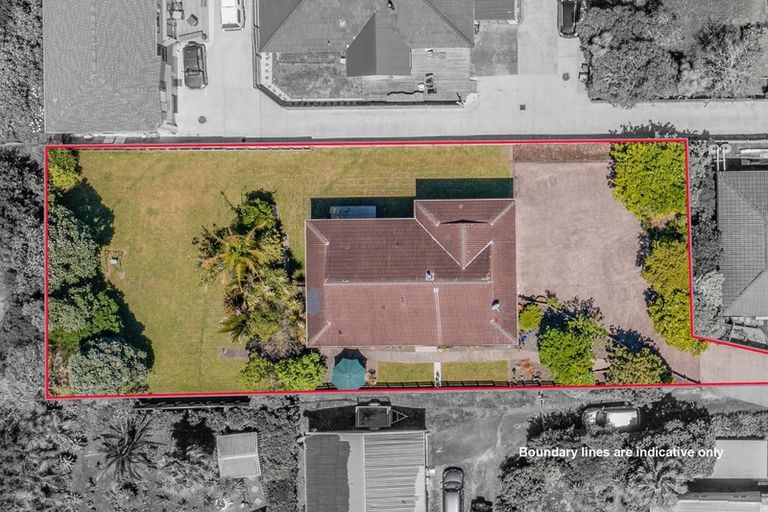 Photo of property in 10a Millbrook Road, Henderson, Auckland, 0612