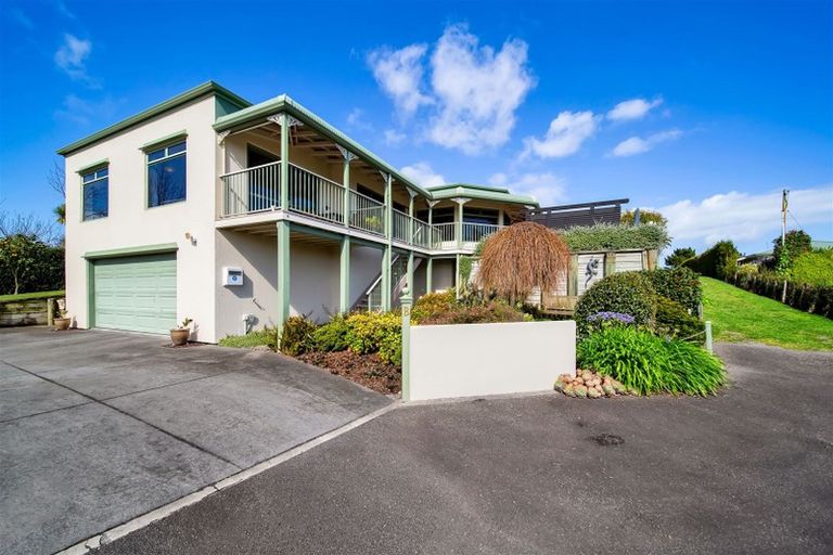 Photo of property in 104b Queens Road, Glen Avon, New Plymouth, 4312