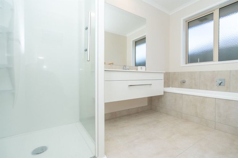 Photo of property in 261 Dixon Road, Fitzroy, Hamilton, 3206