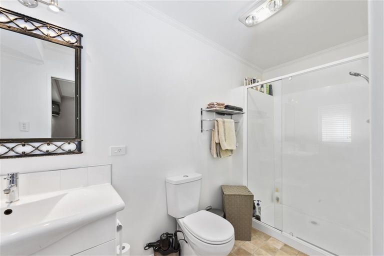 Photo of property in 25 Kane Road, Papamoa Beach, Papamoa, 3118