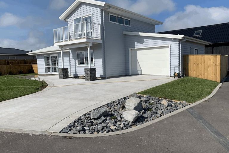 Photo of property in 6 Snappers Lane, Foxton Beach, Foxton, 4815