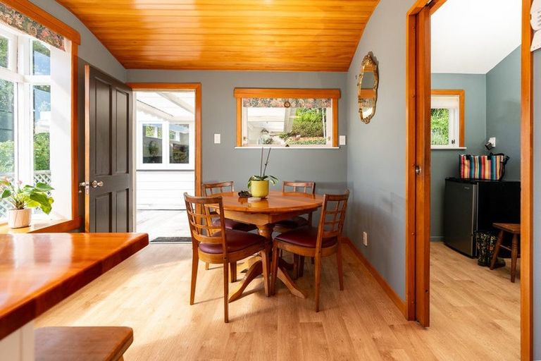 Photo of property in 169 Wadestown Road, Wadestown, Wellington, 6012