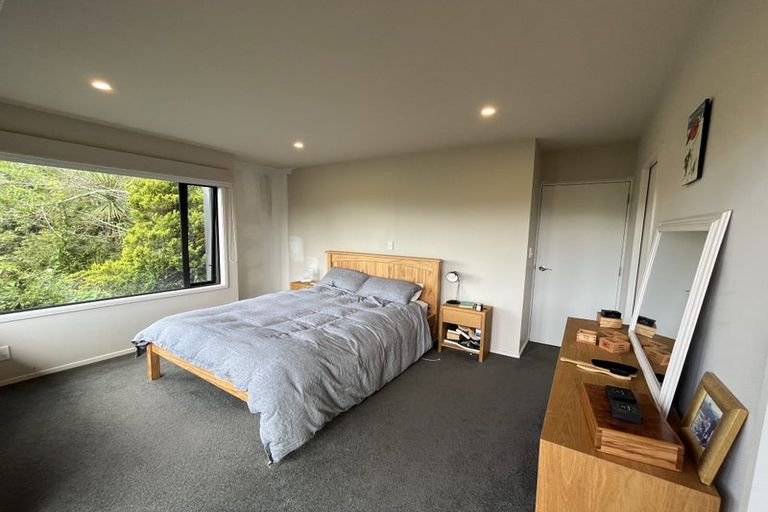 Photo of property in 3b Maldive Street, Khandallah, Wellington, 6035