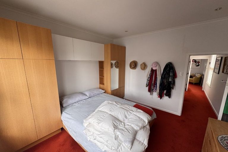 Photo of property in 64 Elizabeth Street, Mount Victoria, Wellington, 6011