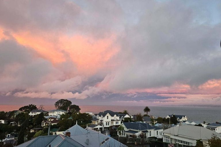 Photo of property in 13 Lighthouse Road, Bluff Hill, Napier, 4110