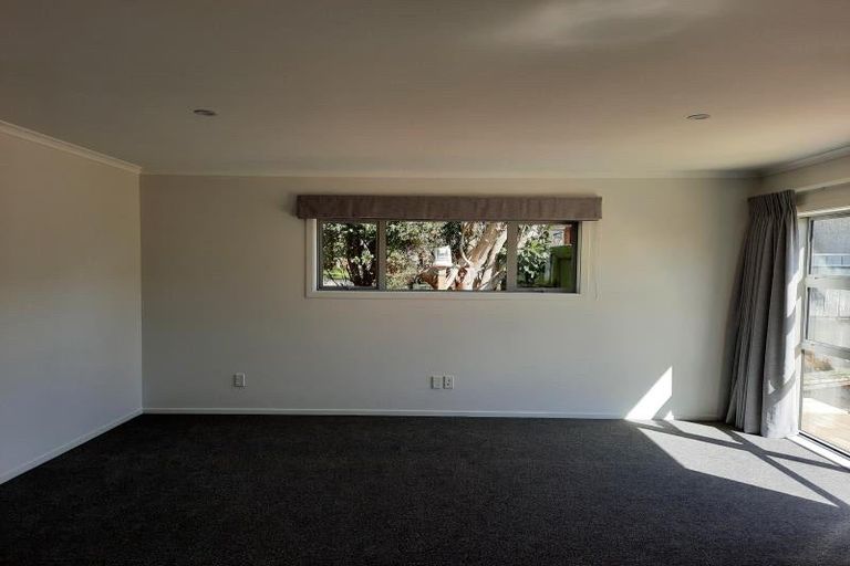 Photo of property in 30a Wrantage Street, Westown, New Plymouth, 4310