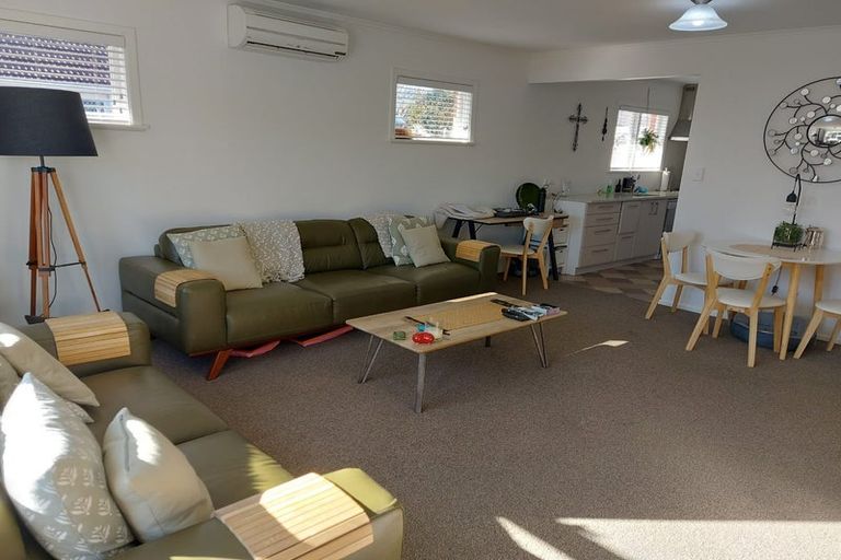 Photo of property in 1/598 Fergusson Drive, Trentham, Upper Hutt, 5018