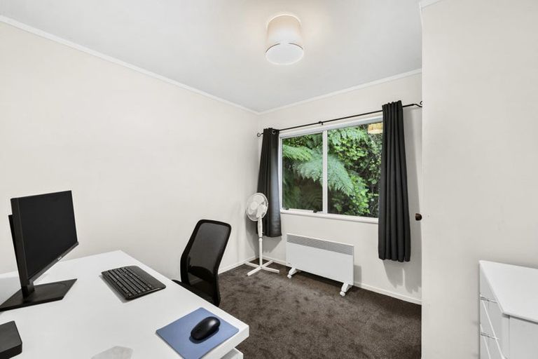 Photo of property in 30 Rangiora Avenue, Kaiwharawhara, Wellington, 6035