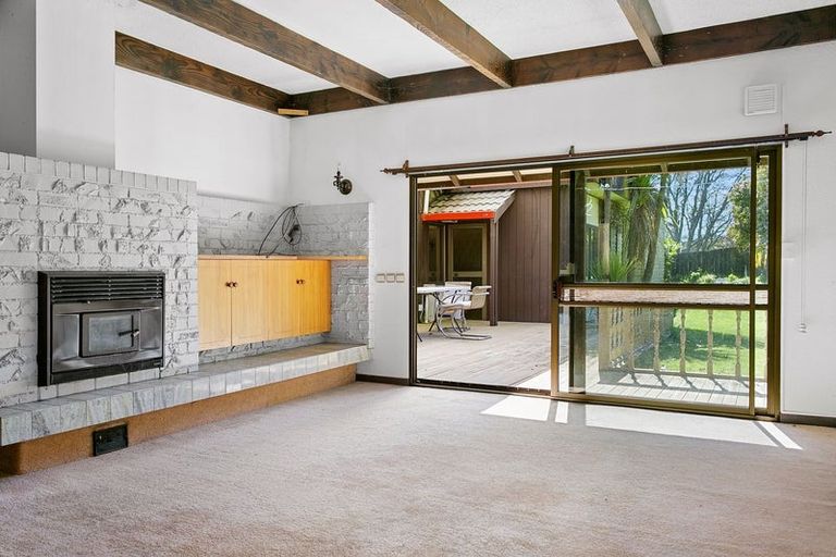 Photo of property in 14 Hilden Place, Hilltop, Taupo, 3330