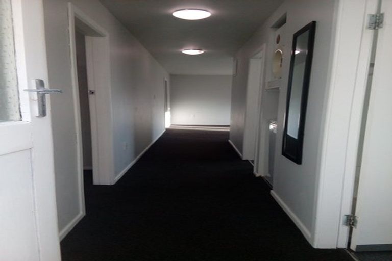 Photo of property in 104a Darlington Road, Miramar, Wellington, 6022