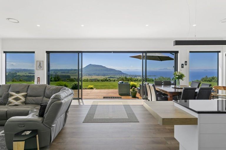 Photo of property in 21 Rangikatea Road, Omori, Turangi, 3381