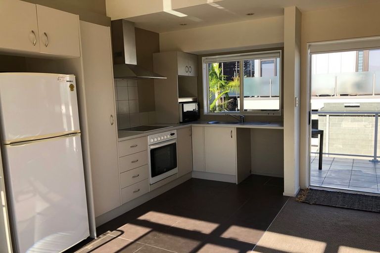 Photo of property in 7/47 Marine Parade, Mount Maunganui, 3116