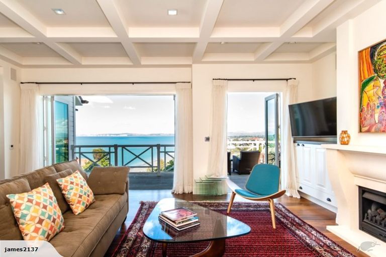 Photo of property in 8 Elizabeth Road, Bluff Hill, Napier, 4110