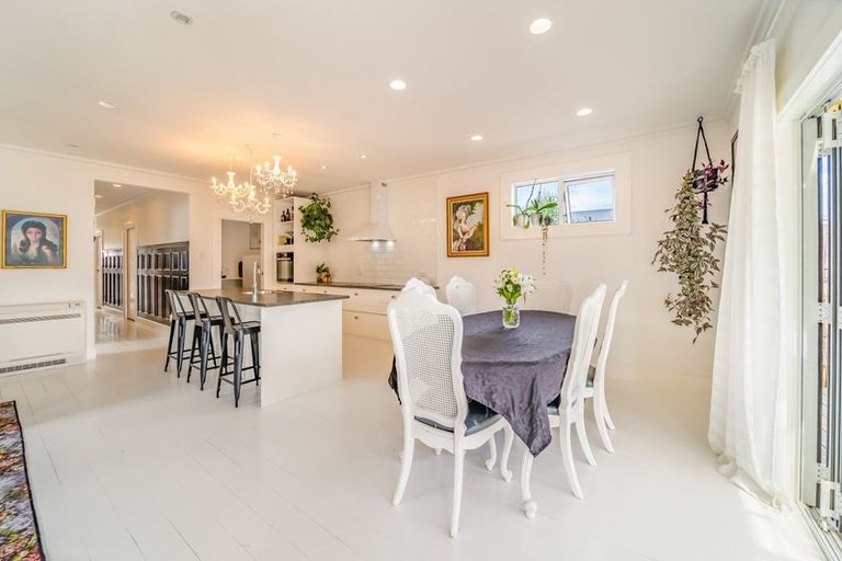 Photo of property in 57 Palmer Crescent, Silverstream, Upper Hutt, 5019