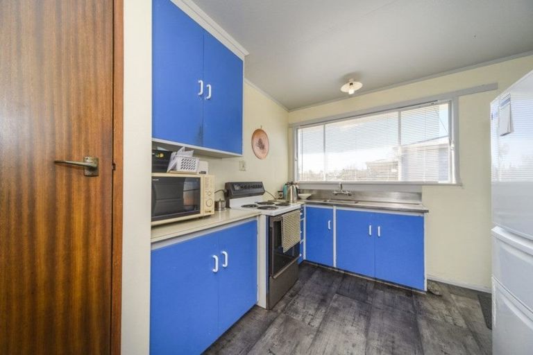 Photo of property in 2/272 Grey Street, Palmerston North, 4414