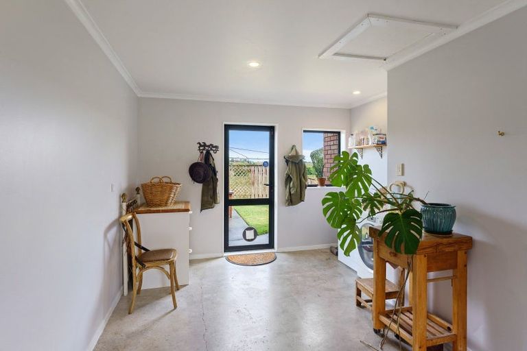 Photo of property in 761 State Highway 1, Te Horo, Otaki, 5581