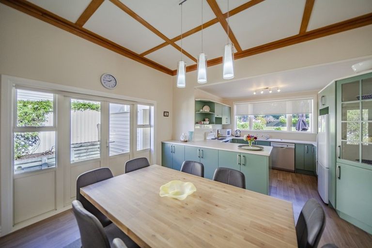 Photo of property in 3 Kavanagh Road, Hospital Hill, Napier, 4110