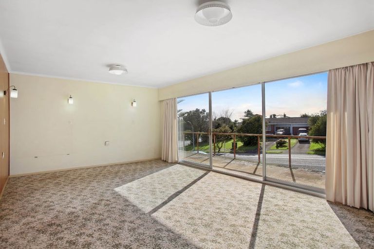 Photo of property in 12 The Boulevard, Sunnyhills, Auckland, 2010